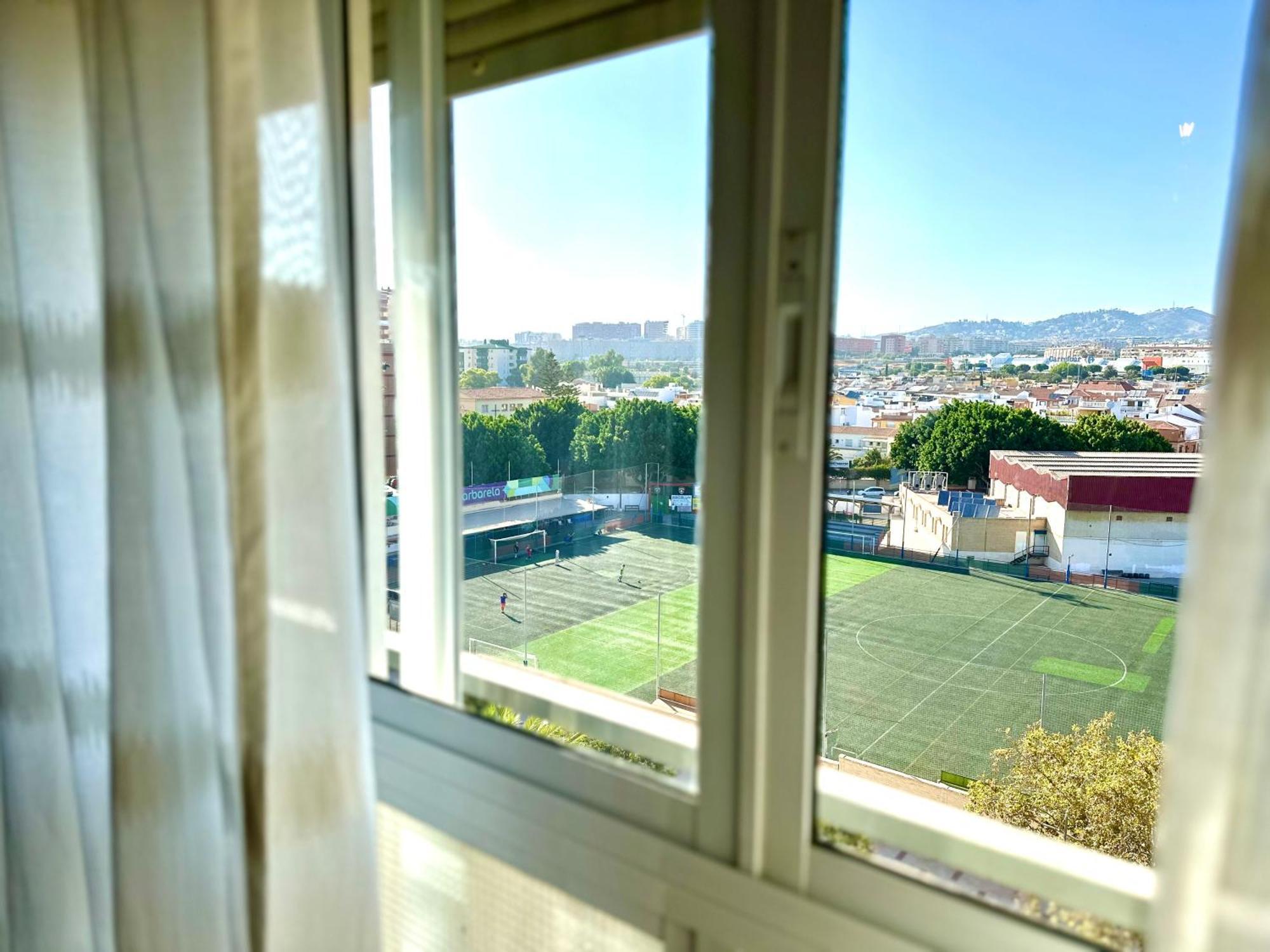 Exclusivo En Avenida Ortega Y Gasset Malaga Bagian luar foto